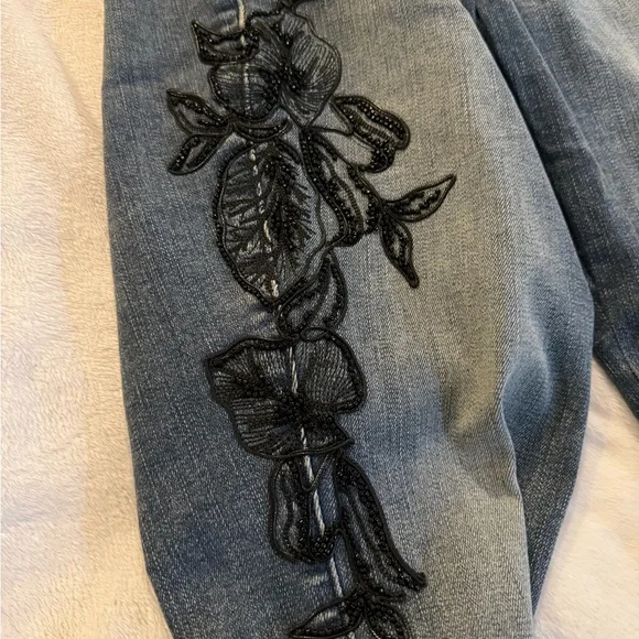 White House Black Market Women's Black Beaded Blue Skinny Straight Leg Jeans - Picture 8 of 8